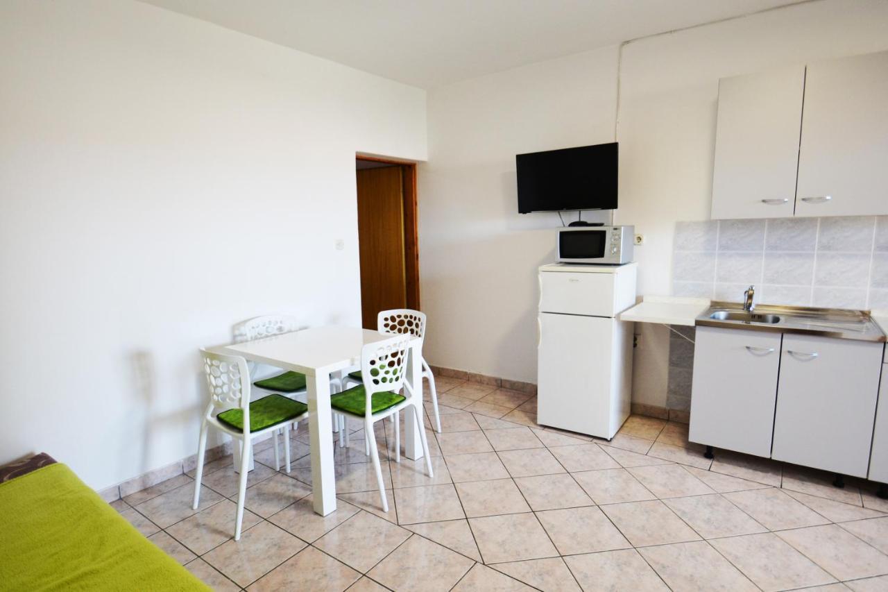 Apartments Barbati Kustići Exterior foto