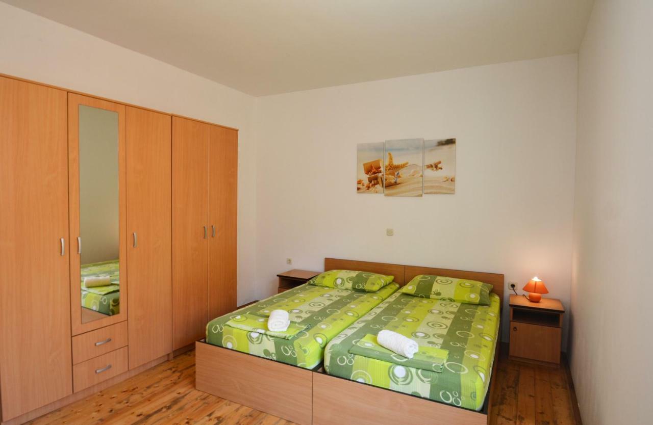 Apartments Barbati Kustići Exterior foto